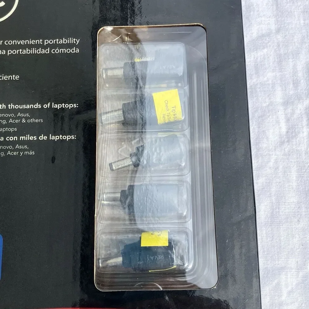 Rocketfish 9 Plug Tips PC Universal Laptop AC Power Adapter Cords 90W Bluforce